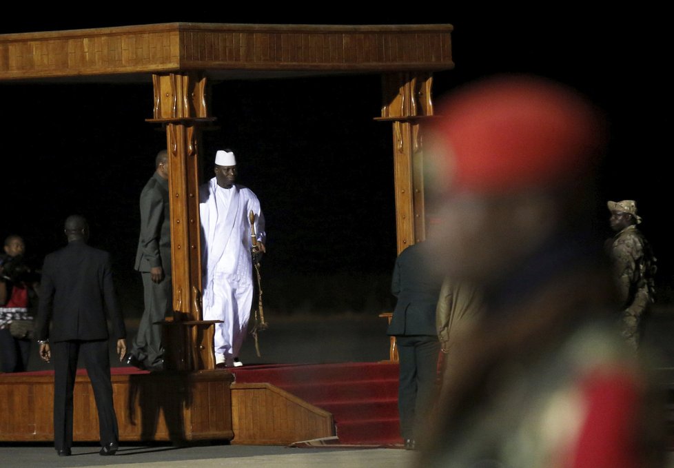 Bývalý vládce Gambie Yahya Jammeh prý ukradl miliony dolarů.
