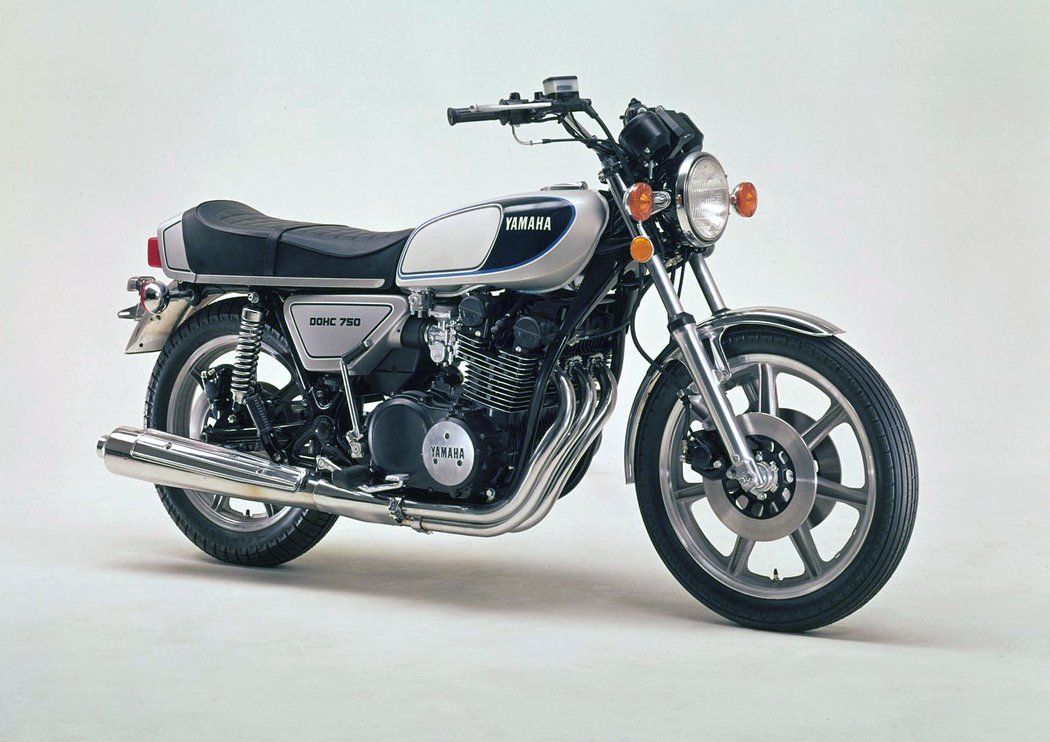 Yamaha XS750