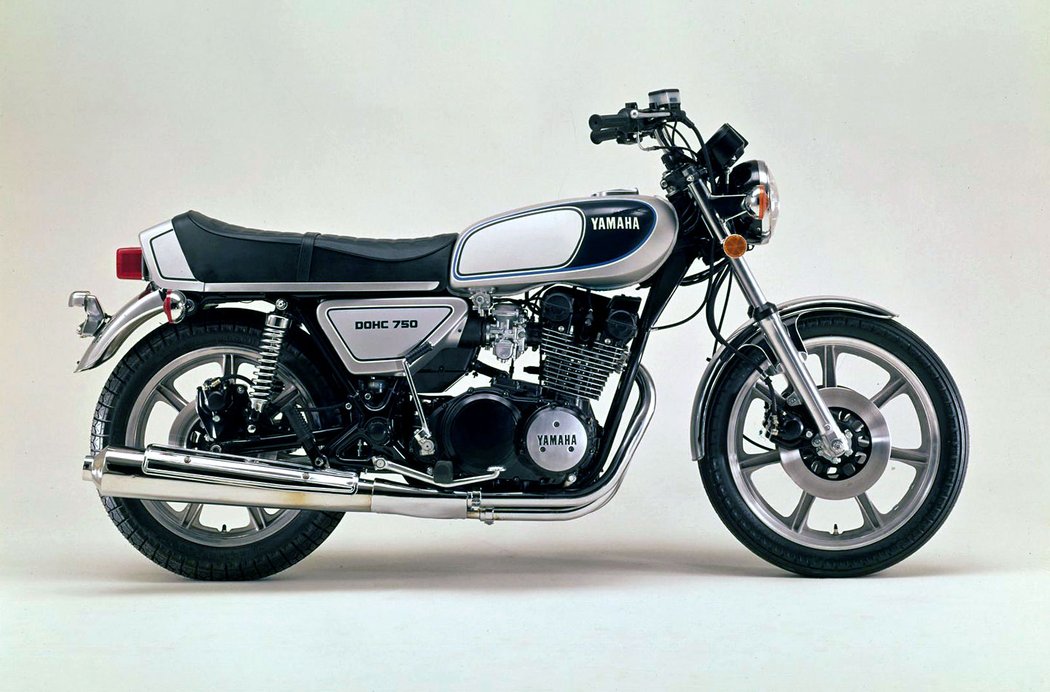 Yamaha XS750