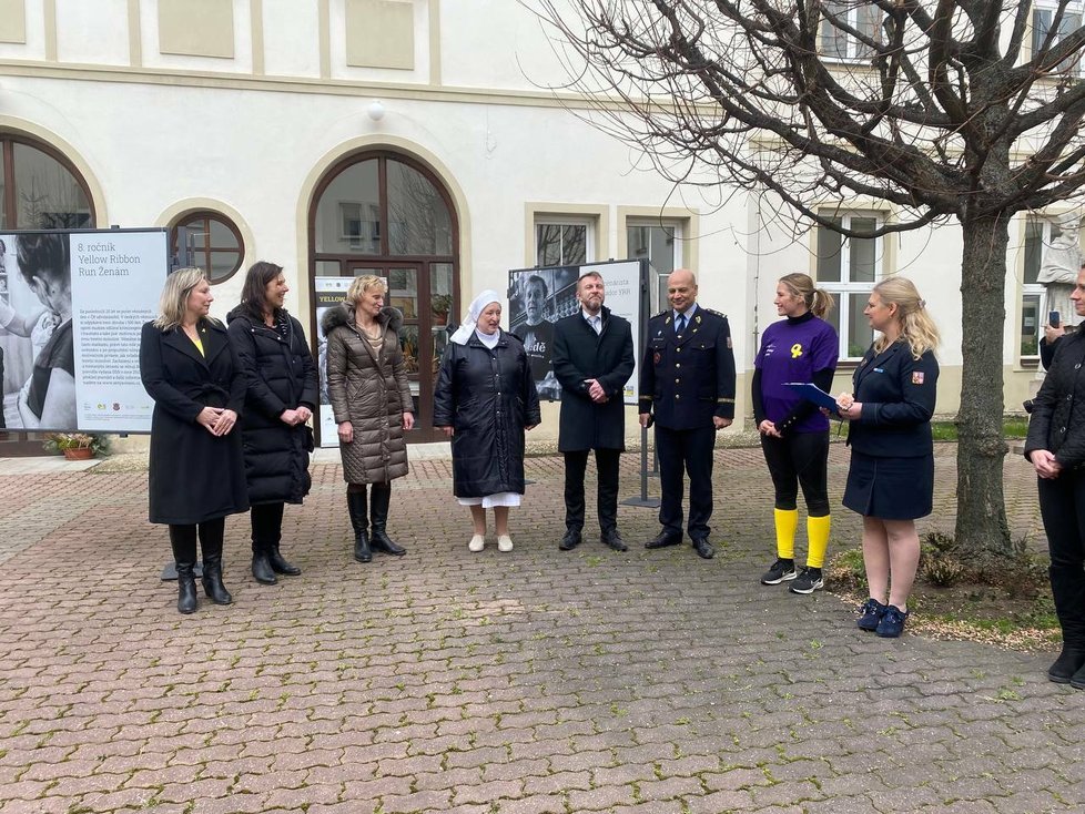 Běh Yellow Ribbon Run na podporu integrace lidí po výkonu trestu do společnosti letos odstartoval v Domově sv. Karla Boromějského