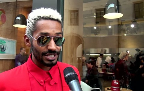 Tanečník a choreograf Yemi: Miluju tančit v kuchyni v trenýrkách