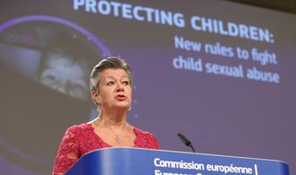 Ochrana dětí, nebo nepřiměřené špehování? Evropská komise chystá návrh, který by změnil internet