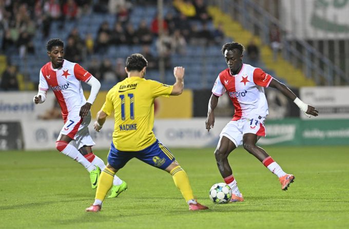 Posily Slavie v poháru: Rakušan kazil, útočník potřebuje čas. Řekl si Sadílek o základ? Posily Slavie v poháru: Rakušan kazil, útočník potřebuje čas. Řekl si Sadílek o základ?