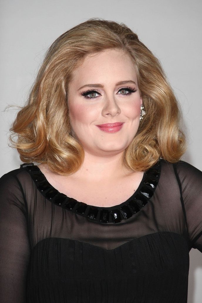 Adele hrozí na YouTube zákaz.