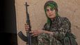 Ženy, které bojují proti IS, YPJ na linii v severní Sýrii.