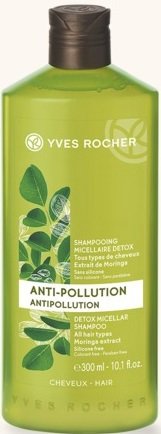 Detoxikační micelární šampon Yves Rocher, 109 Kč (300 ml), koupíte na www.yvesrocher.cz nebo v kamenných prodejnách