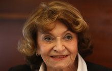 Yvetta Simonová (v neděli 90): Její recept na dlouhověkost! 