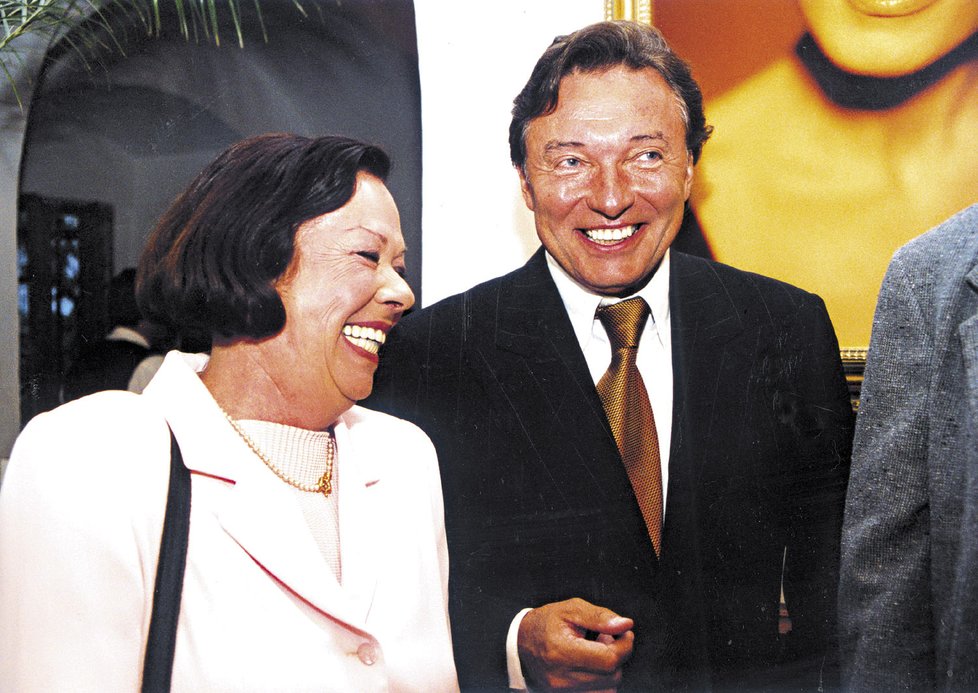 Yvonne Přenosilová a Karel Gott