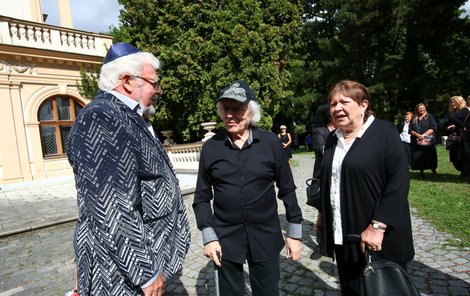 Pohřeb Yvonne Přenosilové - Václav Neckář a Milan Drobný