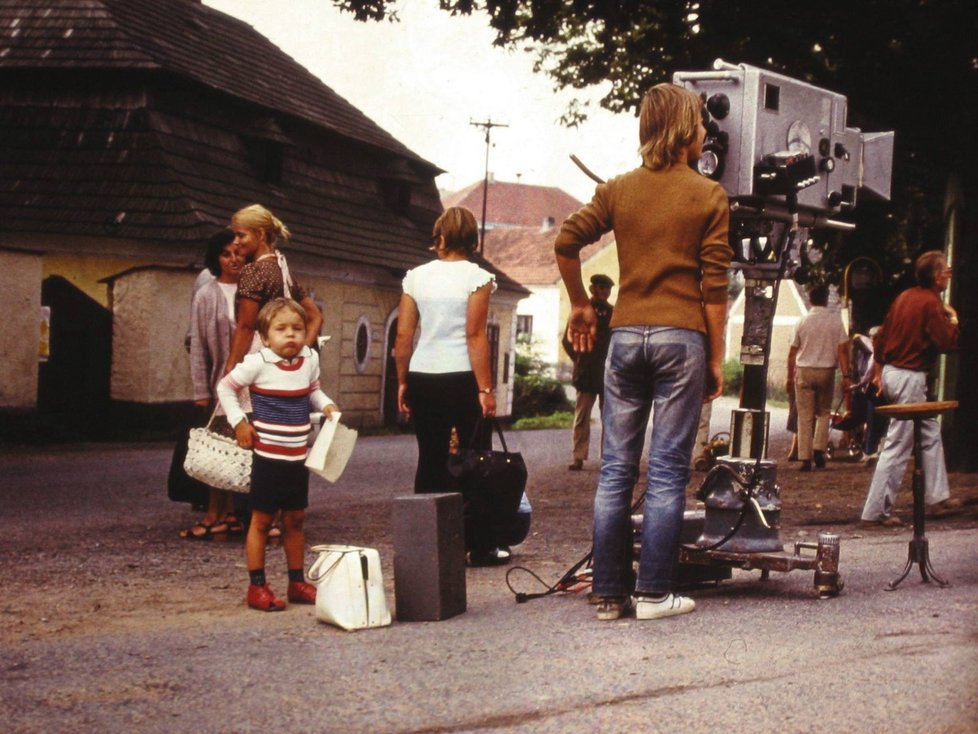 1974 Čtyřletý Ondřej Kepka poprvé na natáčení.