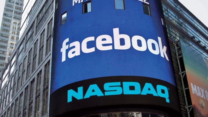 Za nepovedený vstup Facebooku na burzu může firma tvrdě pykat