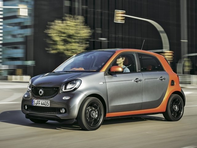 Za volantem Smart Forfour