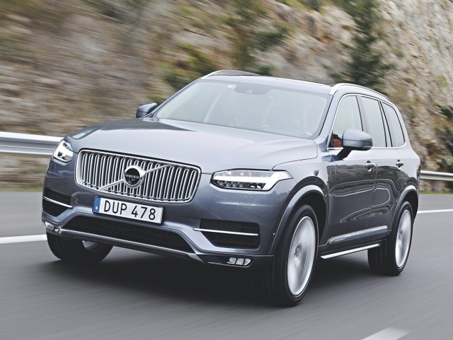 Za volantem Volva XC90 D5