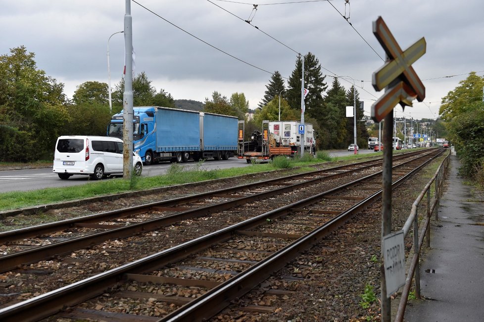 Předáním staveniště začala v Brně první etapa stavby velkého městského okruhu v úseku Žabovřeská. Stát bude přes 400 milionů korun.