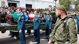 Na pohřeb zavražděného šéfa doněckých separatistů přišlo přes 120 tisíc lidí