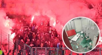 Řádění »fanoušků« v Edenu: Takhle dopadly záchody po derby!