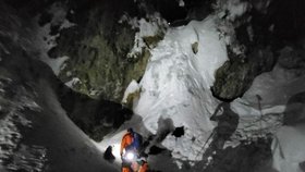 Dramatická záchrana českých turistů v Alpách: Na náročnou túru vyrazili ve špatném počasí