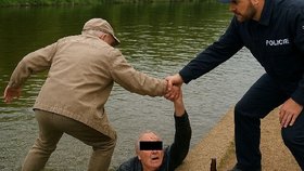 Zradily ho tři promile: Senior při močení v Brně žbluňkl do řeky!