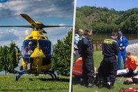 Muž spadl do Labe: Policista neváhal a skočil pro něj!