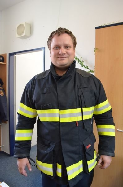 „Byl to opravdu náročný zásah,“ říká Adam Fuksa. U dobrovolných hasičů od 18 let a 13. rok je již profesionálem.