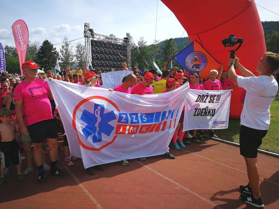 Část výtěžku loňského charitativního běhu v Blansku šla na podporu Zdeňkovy rehabilitace.