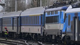 Záchranáři u srážky vlaků na Českobudějovicku