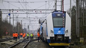 Záchranáři u srážky vlaků na Českobudějovicku