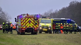 Záchranáři u srážky vlaků na Českobudějovicku