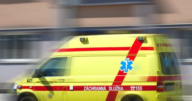 Tragická nehoda v Ostravě: Holčičku (3) srazilo auto, zemřela v nemocnici