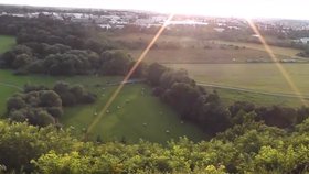 Záchrana paraglidistky v Kotěrově