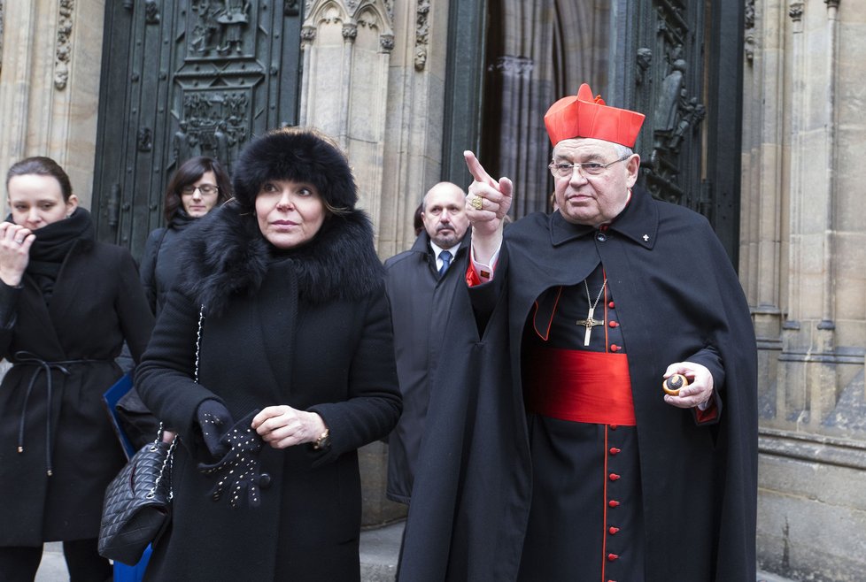 Dagmar Havlová a Dominik Duka: Zádušní mše za Václava Havla (18.12.2016)