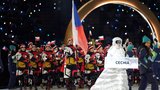 Českou výpravu na olympiádě v Miláně přivedl s vlajkou David Pastrňák (6.2.2026)
