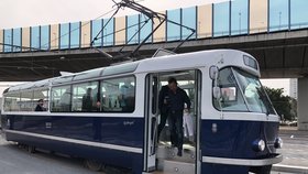 Dopravní podnik 15. září slavnostně otevřel tramvajovou smyčku Zahradní Město. První cestující se svezou v noci ze středy na čtvrtek.