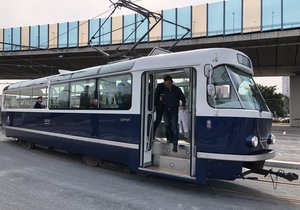 Dopravní podnik 15. září slavnostně otevřel tramvajovou smyčku Zahradní Město. První cestující se svezou v noci ze středy na čtvrtek.