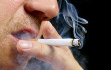 Už zítra začíná platit nový zákon: Zákaz kouření vyžene kuřáky před restaurace!