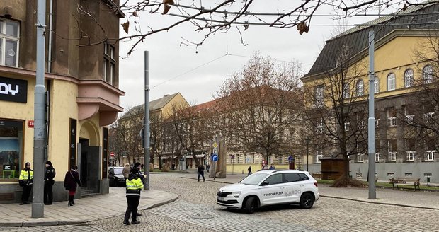 Zákaz vjezdu do Goethovy ulice zamotal mnohým řidičům v Plzni hlavu.