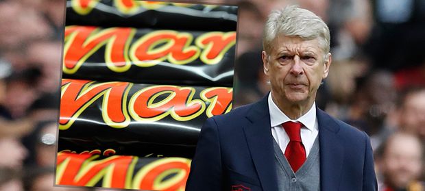 Kromě toho, že se Wenger pokusil v klubu změnit v té době proslulou kulturu pití, chtěl upravit také stravovací návyky hráčů Kromě toho, že se Wenger pokusil v klubu změnit v té době proslulou kulturu pití, chtěl upravit také stravovací návyky hráčů