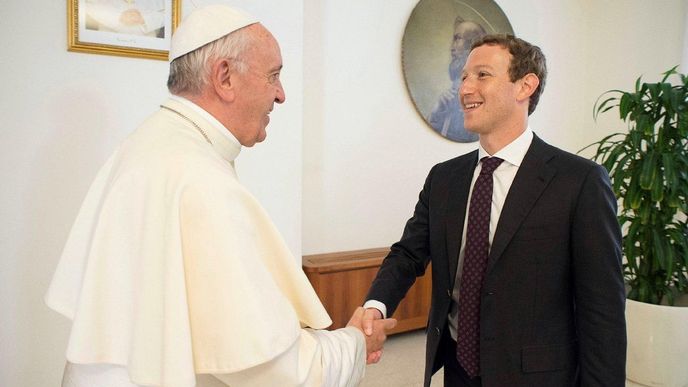 Zakladatele Facebooku Marka Zuckerberga přijal papež