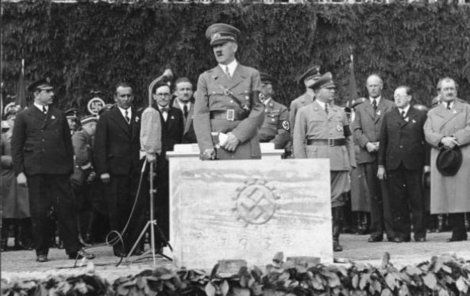 1938, Adolf Hitler