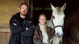 Zákony vlka se vracejí: Charismatický Stanislav Majer a půvabná Linda Rybová!
