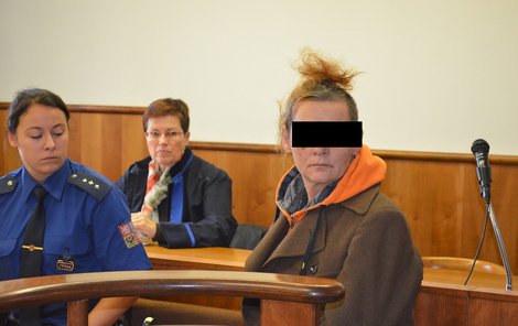 Lara (51) má soudem nařízenou léčbu na alkohol a další návykové látky.