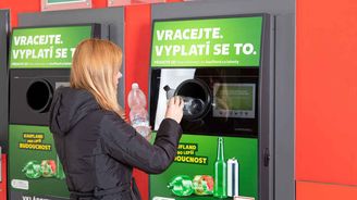 Zálohování lahví má i svou stinnou stránku. Někteří přišli na jednoduchý trik, jak vydělat Zálohování lahví má i svou stinnou stránku. Někteří přišli na jednoduchý trik, jak vydělat
