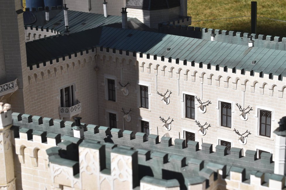 Model zámku Hluboká je propracovaný do nejmenších detailů.