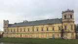 Naděje pro zámek ve Veselí nad Moravou: Město vyhrálo miliony, majitele zámku ale nezavrhuje