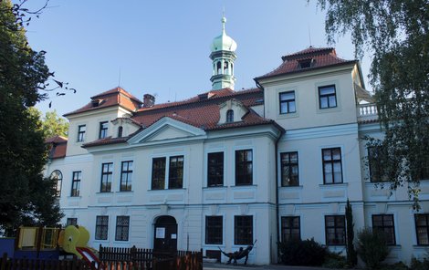 Barokní zámek Veleslavín potřebuje rekonstrukci.