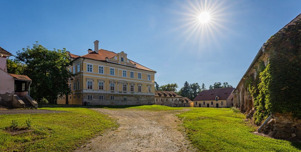 Krásné panství Prčice je už prodané.