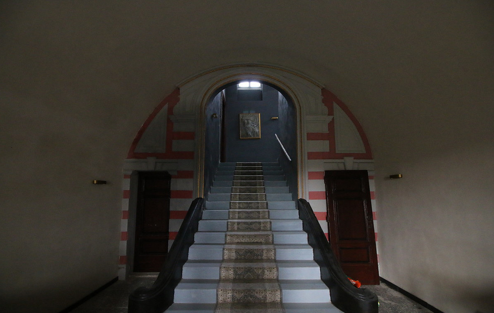 Útulný zámek ve Mšeném-lázních čeká na svého kupce.