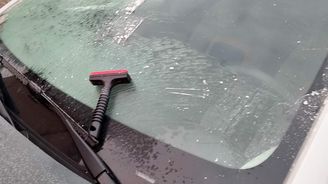 Zamrzlé auto Zamrzlé auto