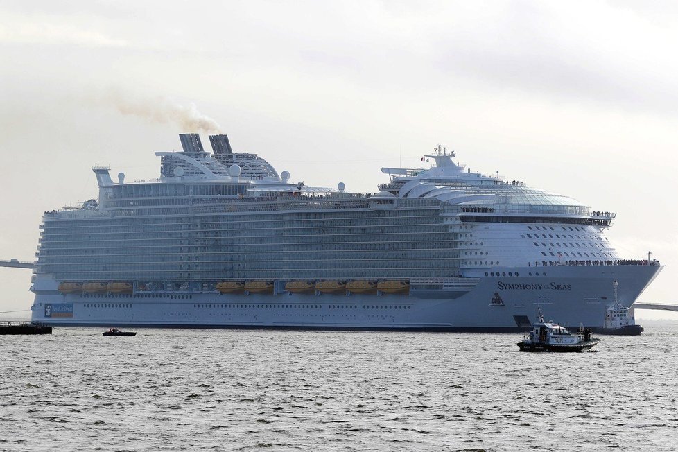 Zaoceánská loď Symphony of the Seas společnosti Royal Caribbean.