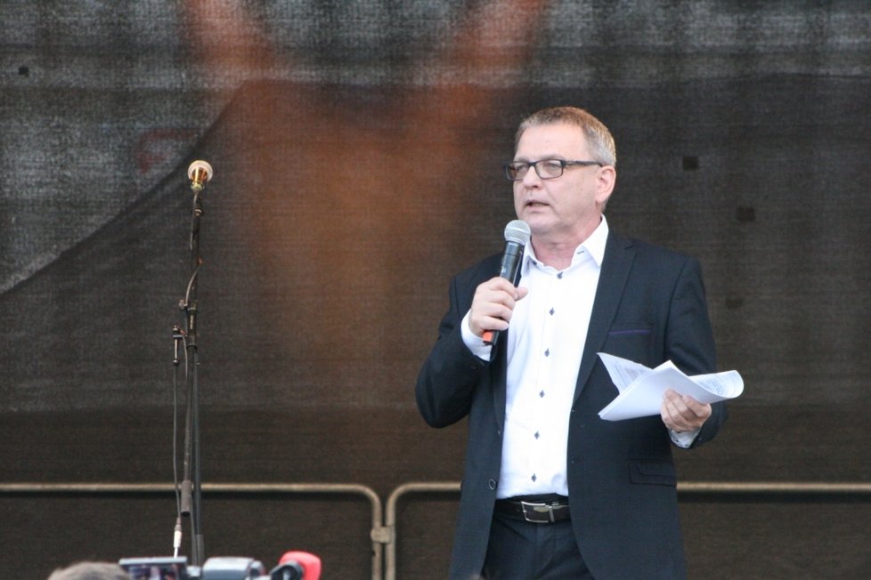 Na Staroměstském náměstí proběhla demonstrace pořadatelů velkých hudebních akcí.